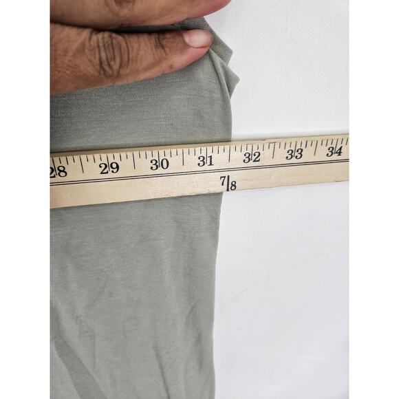 Athleta Women Size 2X Green Sage Box Top Relaxed Athletic Homecore Tunic Tee - Picture 3 of 5